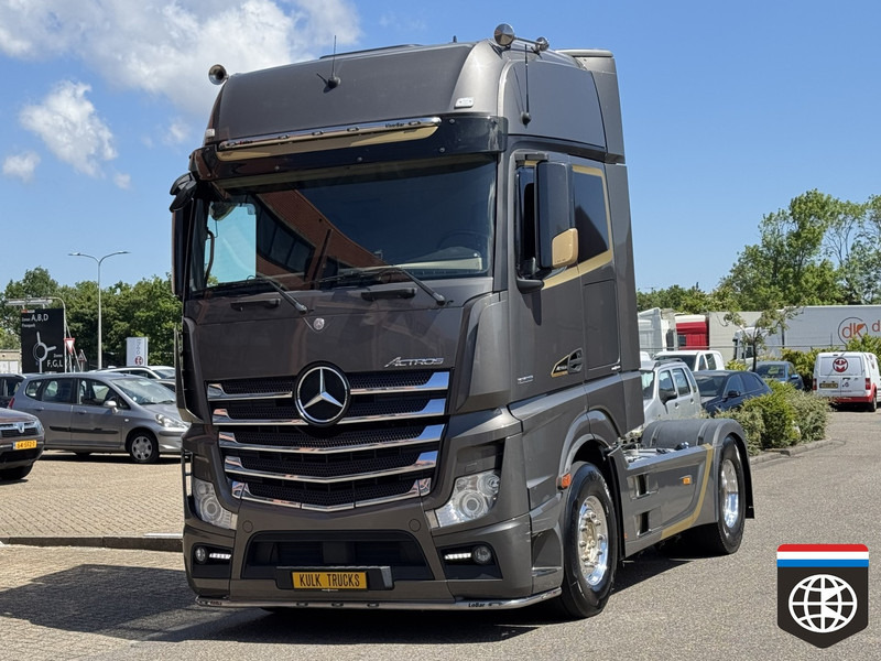 Mercedes-Benz ACTROS 1863 GigaSpace - Retarder Night A/C *** LIMITED EDITION*** - مقطورة السحب: صورة 2 Mercedes-Benz ACTROS 1863 GigaSpace - Retarder Night A/C *** LIMITED EDITION*** - مقطورة السحب: صورة 2
