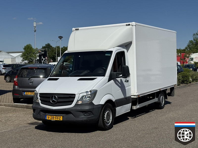 Mercedes-Benz Sprinter 316 CDI 1000kg load capacity - box - tailf lift - شاحنة بصندوق مغلق: صورة 2 Mercedes-Benz Sprinter 316 CDI 1000kg load capacity - box - tailf lift - شاحنة بصندوق مغلق: صورة 2