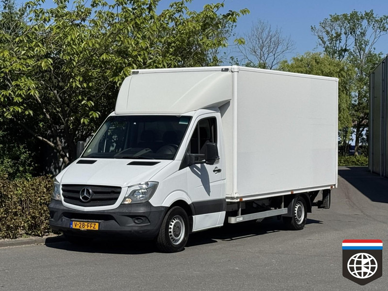 Mercedes-Benz Sprinter 316 CDI 1000kg load capacity - box - tailf lift - شاحنة بصندوق مغلق: صورة 1 Mercedes-Benz Sprinter 316 CDI 1000kg load capacity - box - tailf lift - شاحنة بصندوق مغلق: صورة 1