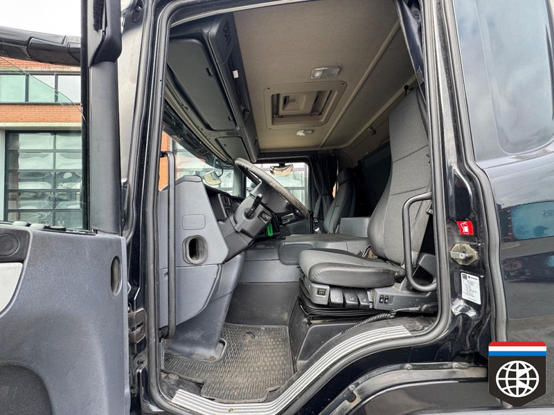 Scania P 360 6X2/4 Thermo King - Taillift - LOW KM !! - شاحنة ذات مبرد: صورة 5 Scania P 360 6X2/4 Thermo King - Taillift - LOW KM !! - شاحنة ذات مبرد: صورة 5