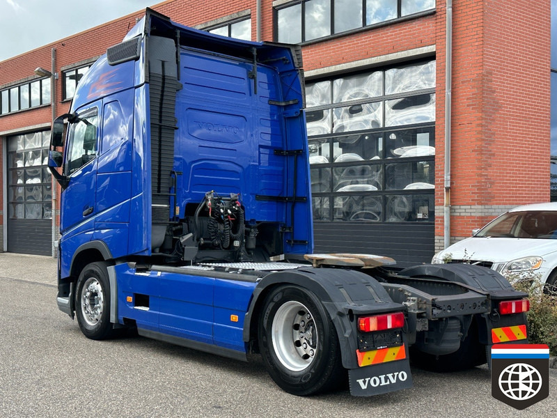 Volvo FH 460 CHASSIS: JB / FULL SPOILER / LOW KM - رأس تريلا: صورة 4 Volvo FH 460 CHASSIS: JB / FULL SPOILER / LOW KM - رأس تريلا: صورة 4