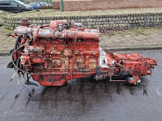Iveco Turbostar 190-360 - قطع الغيار: صورة 2 Iveco Turbostar 190-360 - قطع الغيار: صورة 2