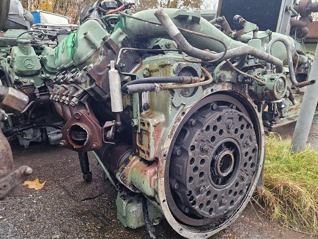 Mercedes-Benz OM421 - محرك: صورة 3 Mercedes-Benz OM421 - محرك: صورة 3