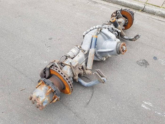 Mercedes-Benz Vario 815 D - قطع الغيار: صورة 3 Mercedes-Benz Vario 815 D - قطع الغيار: صورة 3