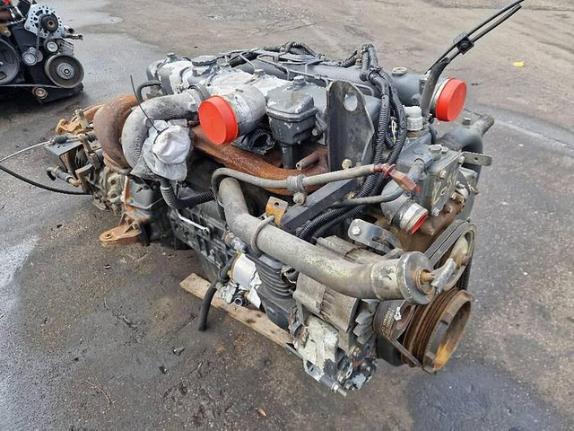 Renault Midliner 180 - قطع الغيار: صورة 4 Renault Midliner 180 - قطع الغيار: صورة 4