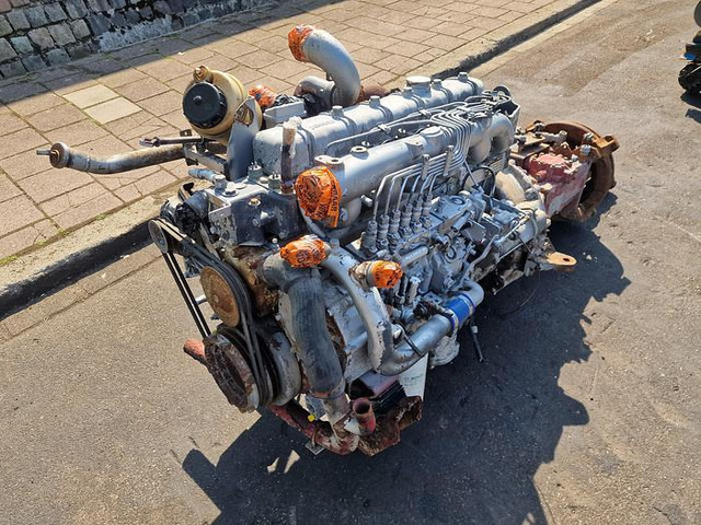 Renault Midliner MIDR080226W4 - قطع الغيار: صورة 4 Renault Midliner MIDR080226W4 - قطع الغيار: صورة 4