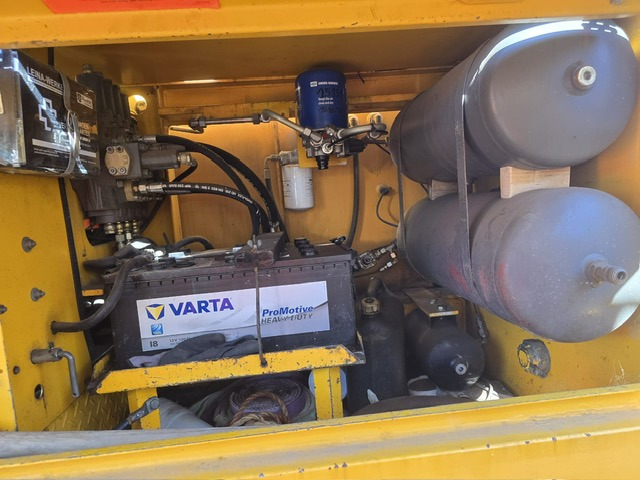 Sennebogen S1225R - رافعة زاحفة: صورة 5 Sennebogen S1225R - رافعة زاحفة: صورة 5