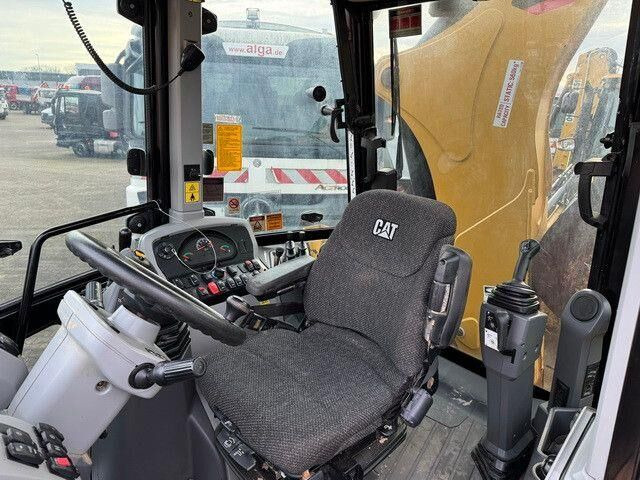 Caterpillar 432F2, 4+1 Schaufel, Telestiel, Klima, Löffel - لودر ذو محراث خلفي/ باكهو: صورة 3 Caterpillar 432F2, 4+1 Schaufel, Telestiel, Klima, Löffel - لودر ذو محراث خلفي/ باكهو: صورة 3