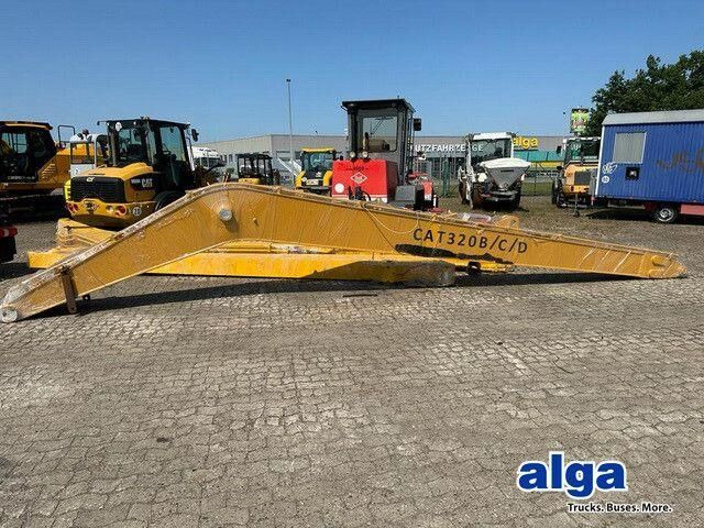 Caterpillar longReachBoom Passend für Cat 320/ 323 B/C/D - حفار زاحف: صورة 1 Caterpillar longReachBoom Passend für Cat 320/ 323 B/C/D - حفار زاحف: صورة 1
