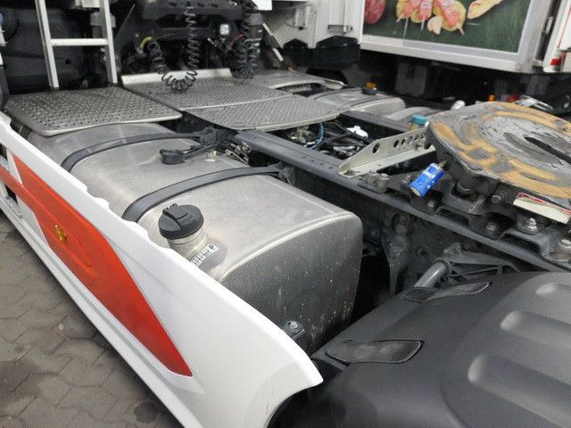 DAF XG 530 FT 4x2, Hydr., Klima, Alu-Felgen,Intarder - مقطورة السحب: صورة 5 DAF XG 530 FT 4x2, Hydr., Klima, Alu-Felgen,Intarder - مقطورة السحب: صورة 5