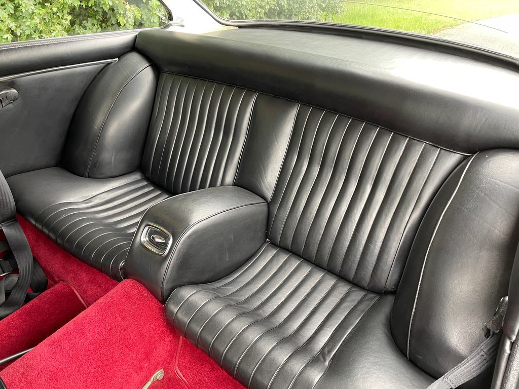 سيارة Ferrari 330 GT Coupe 2+2/TÜV neu/H-Zulassung: صورة 11