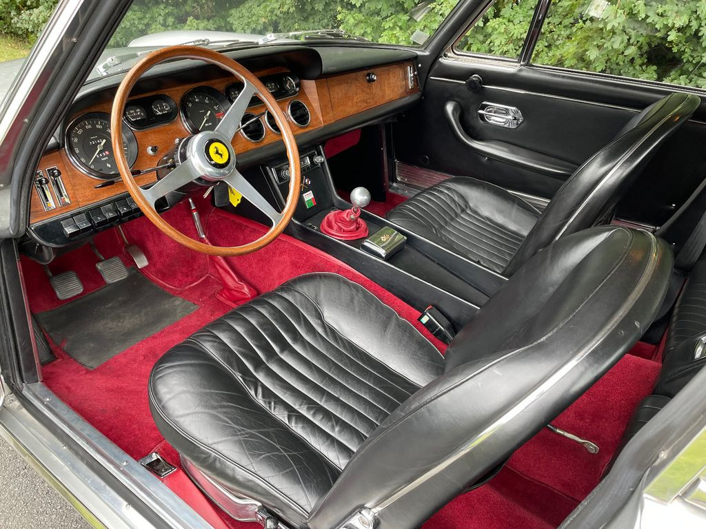 سيارة Ferrari 330 GT Coupe 2+2/TÜV neu/H-Zulassung: صورة 8