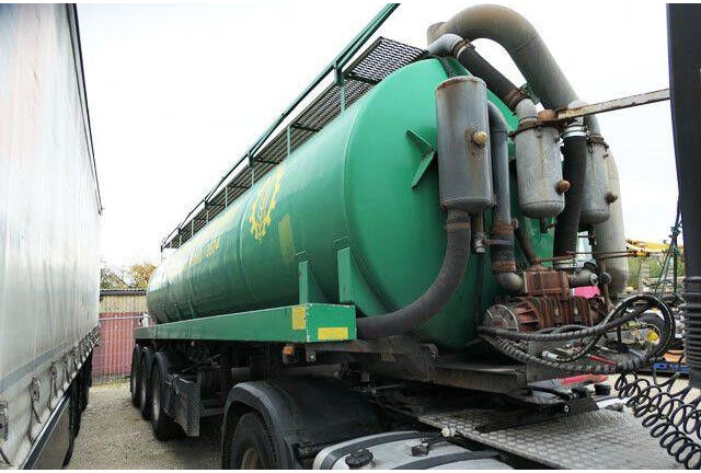 LINDNER & Fischer, Gülle, Vogelsang, 27m³,Lift - فراغ شاحنة: صورة 4 LINDNER & Fischer, Gülle, Vogelsang, 27m³,Lift - فراغ شاحنة: صورة 4
