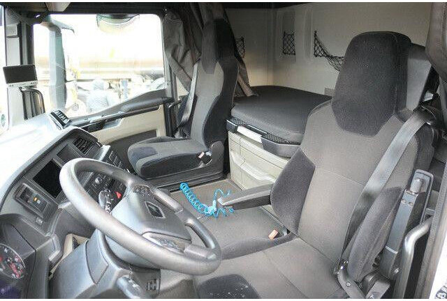 شاحنة بهيكل معدني للمقصورة MAN 18.330 TGS 4x2, BDF, LBW, AHK, Schlafliege,Klima: صورة 9