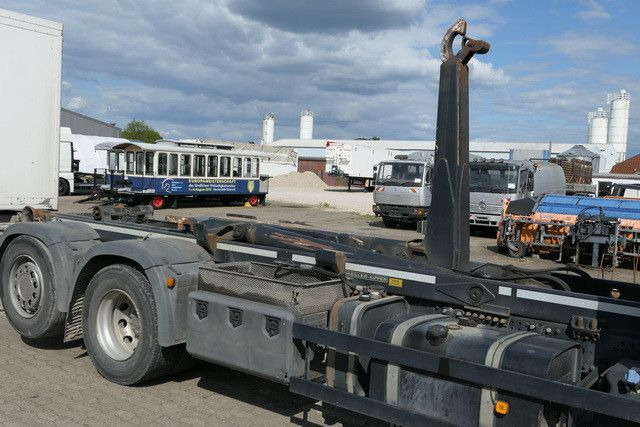 MAN 26.440 TGS, Meiller RK 20.70, Intarder,Lenk-Lift - شاحنة برافعة خطافية: صورة 3 MAN 26.440 TGS, Meiller RK 20.70, Intarder,Lenk-Lift - شاحنة برافعة خطافية: صورة 3