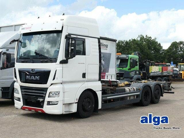 MAN 26.500 TGX LL 6x2, Motorschaden, Intarder - شاحنة بهيكل معدني للمقصورة: صورة 1 MAN 26.500 TGX LL 6x2, Motorschaden, Intarder - شاحنة بهيكل معدني للمقصورة: صورة 1