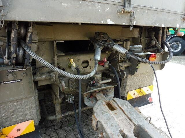 MAN OAF-34440VFA-AD 8x8, Seilwinde, Kran, AHK,Allrad - شاحنة ذات ستائر جانبية: صورة 4 MAN OAF-34440VFA-AD 8x8, Seilwinde, Kran, AHK,Allrad - شاحنة ذات ستائر جانبية: صورة 4