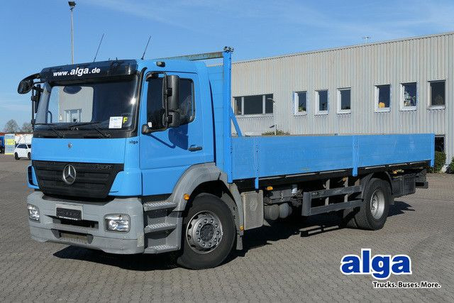 Mercedes-Benz 1824 L Axor 4x2, 3. Sitz, AHK, Gerüstbau, Klima Mercedes-Benz 1824 L Axor 4x2, 3. Sitz, AHK, Gerüstbau, Klima - شاحنات مسطحة: صورة 1 Mercedes-Benz 1824 L Axor 4x2, 3. Sitz, AHK, Gerüstbau, Klima Mercedes-Benz 1824 L Axor 4x2, 3. Sitz, AHK, Gerüstbau, Klima - شاحنات مسطحة: صورة 1