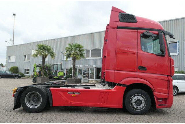 Mercedes-Benz 1842 LS Actros 4x2, Retarder,Spoiler,2x am Lager - مقطورة السحب: صورة 2 Mercedes-Benz 1842 LS Actros 4x2, Retarder,Spoiler,2x am Lager - مقطورة السحب: صورة 2