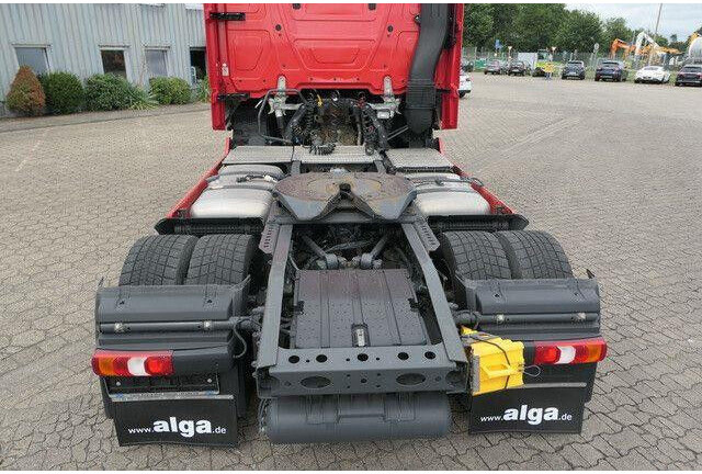 Mercedes-Benz 1842 LS Actros 4x2, Retarder,Spoiler,2x am Lager - مقطورة السحب: صورة 4 Mercedes-Benz 1842 LS Actros 4x2, Retarder,Spoiler,2x am Lager - مقطورة السحب: صورة 4