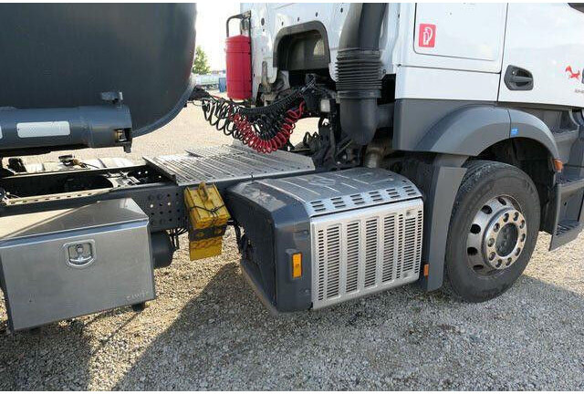 Mercedes-Benz 1846 Actros 4x2, Hydr., ADR, Leicht, Klima, Navi - رأس تريلا: صورة 5 Mercedes-Benz 1846 Actros 4x2, Hydr., ADR, Leicht, Klima, Navi - رأس تريلا: صورة 5