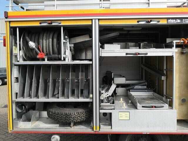 Mercedes-Benz 814 D/Feuerwehr/Metz/Wassertank/Pumpe - شاحنة حريق: صورة 3 Mercedes-Benz 814 D/Feuerwehr/Metz/Wassertank/Pumpe - شاحنة حريق: صورة 3