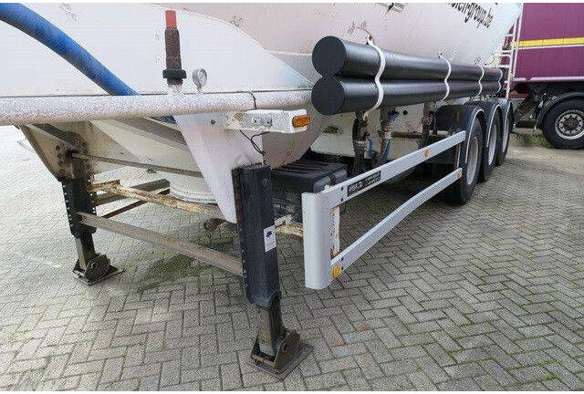 SPITZER SF 2737 PI, Zement, 37m³, Alu-Felgen, 1 Kammer - نصف مقطورة صهريج: صورة 4 SPITZER SF 2737 PI, Zement, 37m³, Alu-Felgen, 1 Kammer - نصف مقطورة صهريج: صورة 4