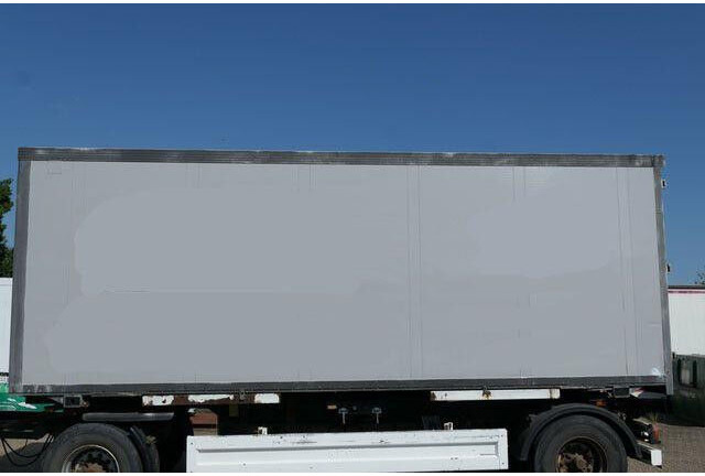 Schmitz Cargobull WKO, Wechselkoffer, Isoliert, Türen, BDF - مقطورة بصندوق مغلق: صورة 2 Schmitz Cargobull WKO, Wechselkoffer, Isoliert, Türen, BDF - مقطورة بصندوق مغلق: صورة 2