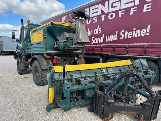 Unimog U 1400 4x4,Winterdienst,Schneeschild,Salzstreuer - آلات الإنشاء: صورة 3 Unimog U 1400 4x4,Winterdienst,Schneeschild,Salzstreuer - آلات الإنشاء: صورة 3