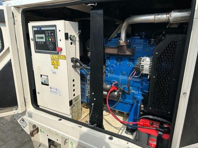 WILSON P33-2 Stromgenrator, 33kVA, Perkins, TOP - مجموعة المولد: صورة 5 WILSON P33-2 Stromgenrator, 33kVA, Perkins, TOP - مجموعة المولد: صورة 5