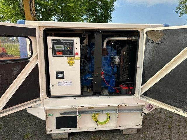 Wacker Wilson P33-2, 33kVA, Perkins, Stromgenerator - مجموعة المولد: صورة 4 Wacker Wilson P33-2, 33kVA, Perkins, Stromgenerator - مجموعة المولد: صورة 4