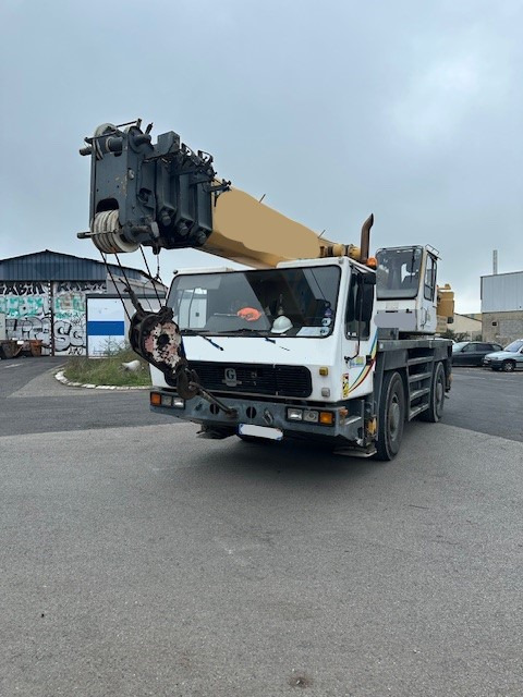 GROVE GMK 2035 - موبايل كرين: صورة 1 GROVE GMK 2035 - موبايل كرين: صورة 1