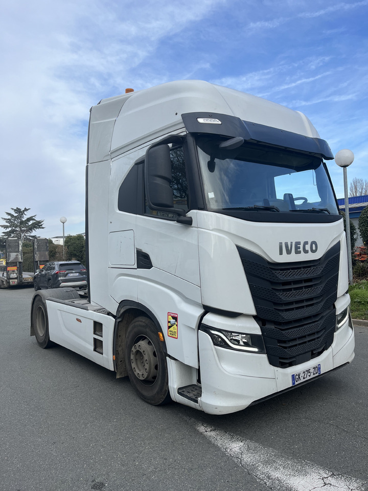Iveco Saway 530 - رأس تريلا: صورة 1 Iveco Saway 530 - رأس تريلا: صورة 1