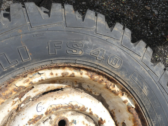 2 Roues pour engin de chantier Pirelli FS40 - عجلات - جرار: صورة 4 2 Roues pour engin de chantier Pirelli FS40 - عجلات - جرار: صورة 4