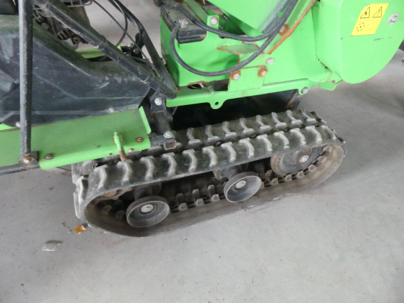 Broyeur de végétaux sur chenilles Peruzzo TB100 - قاطعة الأخشاب: صورة 4 Broyeur de végétaux sur chenilles Peruzzo TB100 - قاطعة الأخشاب: صورة 4