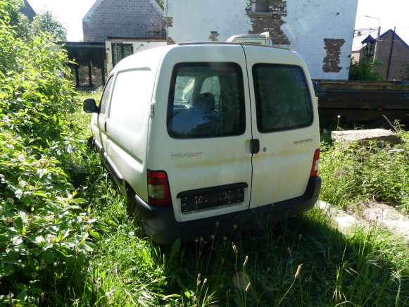 Camionnette utilitaire Peugeot Partner - فان: صورة 4 Camionnette utilitaire Peugeot Partner - فان: صورة 4