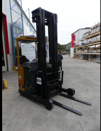 Chariot élévateur Caterpilar NR14 - رافعة شوكية للوصول للأماكن الضيقة: صورة 1 Chariot élévateur Caterpilar NR14 - رافعة شوكية للوصول للأماكن الضيقة: صورة 1