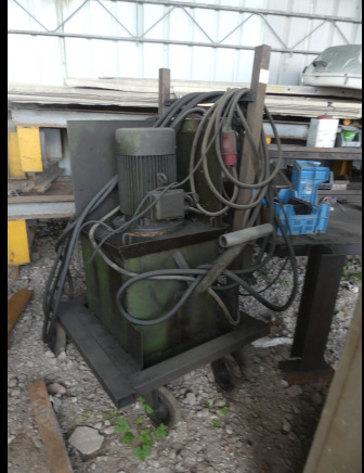 Pompe hydraulique - آلة تصنيع المعادن: صورة 1 Pompe hydraulique - آلة تصنيع المعادن: صورة 1