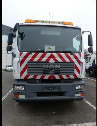REF:10231 - Camion benne avec grue MAN TGM 18.240(VIN: WMAN08ZZ89Y231476) - آلات أخرى: صورة 3 REF:10231 - Camion benne avec grue MAN TGM 18.240(VIN: WMAN08ZZ89Y231476) - آلات أخرى: صورة 3