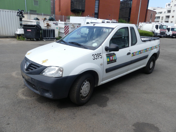 REF:12395 - Camionnette pickup Dacia Logan 1.5 DCI (2012-121.398 km) - شاحنة البيك أب: صورة 1 REF:12395 - Camionnette pickup Dacia Logan 1.5 DCI (2012-121.398 km) - شاحنة البيك أب: صورة 1