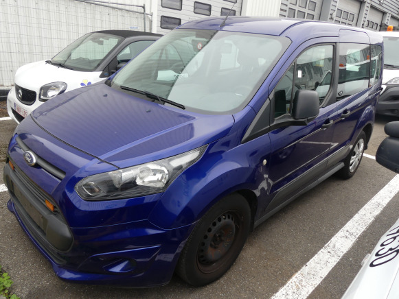 REF:17598 - Voiture Ford Tourneo (2015-83.686 km)(VIN: WFOTXXWPGTFL09522) - سيارة: صورة 1 REF:17598 - Voiture Ford Tourneo (2015-83.686 km)(VIN: WFOTXXWPGTFL09522) - سيارة: صورة 1