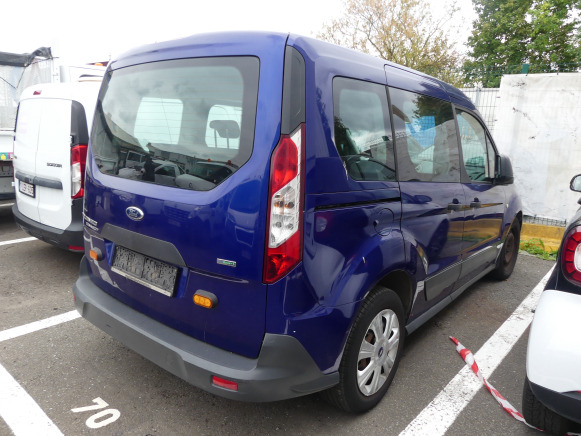 REF:17598 - Voiture Ford Tourneo (2015-83.686 km)(VIN: WFOTXXWPGTFL09522) - سيارة: صورة 4 REF:17598 - Voiture Ford Tourneo (2015-83.686 km)(VIN: WFOTXXWPGTFL09522) - سيارة: صورة 4