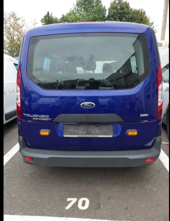 REF:17598 - Voiture Ford Tourneo (2015-83.686 km)(VIN: WFOTXXWPGTFL09522) - سيارة: صورة 5 REF:17598 - Voiture Ford Tourneo (2015-83.686 km)(VIN: WFOTXXWPGTFL09522) - سيارة: صورة 5