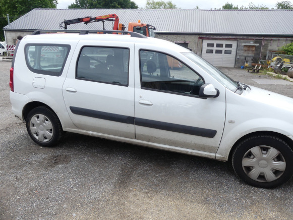 REF:1RFU370 - Voiture Dacia Logan Break SD (2012-63.842 km) - سيارة: صورة 4 REF:1RFU370 - Voiture Dacia Logan Break SD (2012-63.842 km) - سيارة: صورة 4