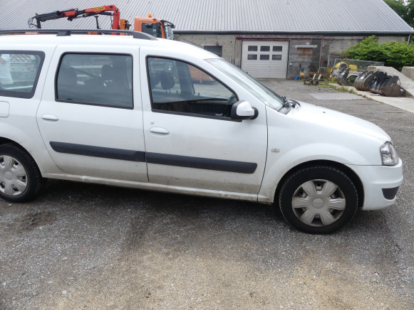 REF:1RFU370 - Voiture Dacia Logan Break SD (2012-63.842 km) - سيارة: صورة 3 REF:1RFU370 - Voiture Dacia Logan Break SD (2012-63.842 km) - سيارة: صورة 3
