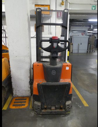 REF:2245.18.36 - Gerbeur électrique BT Staxio SWE120 L - آلة تكديس: صورة 1 REF:2245.18.36 - Gerbeur électrique BT Staxio SWE120 L - آلة تكديس: صورة 1