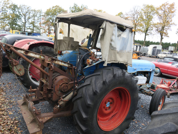 Tracteur agricole + treuil Ford Super Major - جرار: صورة 3 Tracteur agricole + treuil Ford Super Major - جرار: صورة 3
