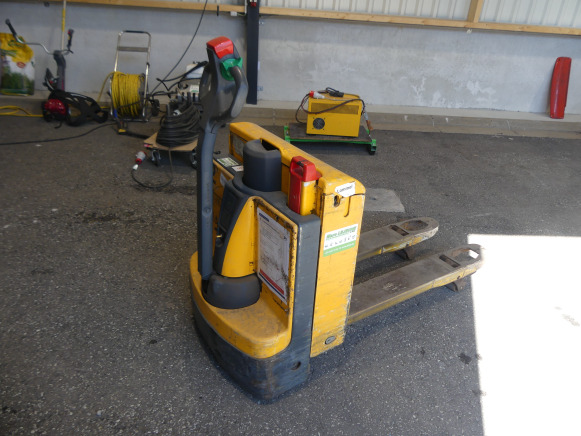 Transpalette électrique Jungheinrich EJE 116 - شاحنة نقل الطبالي: صورة 5 Transpalette électrique Jungheinrich EJE 116 - شاحنة نقل الطبالي: صورة 5
