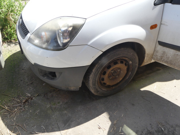سيارة Voiture Ford FIESTA: صورة 20