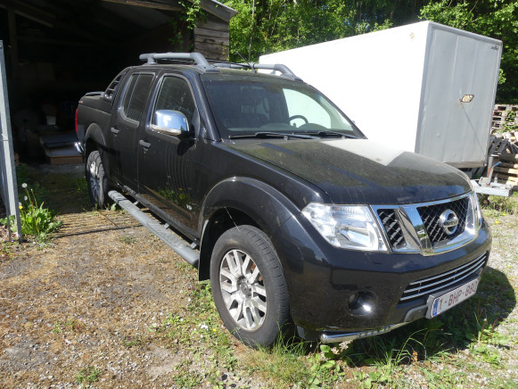 Voiture tout terrain Nissan Navara V6 - سيارة: صورة 1 Voiture tout terrain Nissan Navara V6 - سيارة: صورة 1